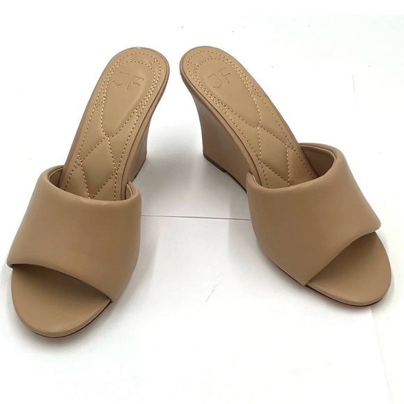 NIB Just Fab Zola New Nude Leather Wedges Size 9 - Picture 1 of 11